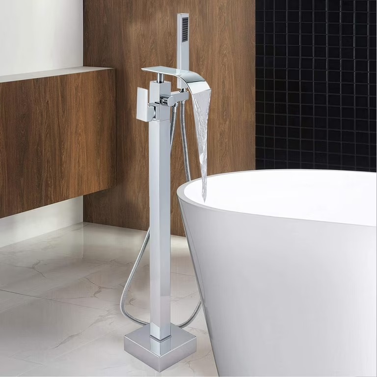 Arc Freestanding Tub Filler